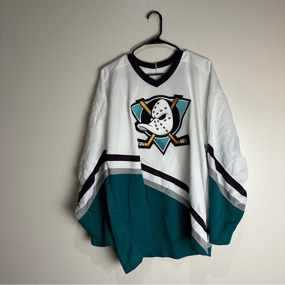CCM Vintage Anaheim Mighty Ducks Purple Jersey Size XL Mens